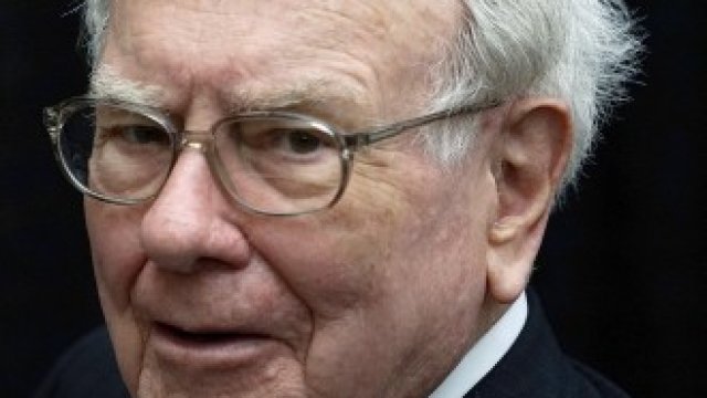 <p>
	Инвеститорът Уорън Бъфет.&nbsp;<em>Снимка: Архив Ройтерс</em></p>
