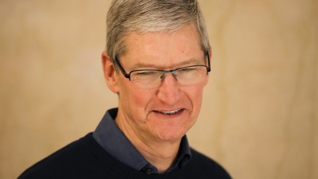 <p>
	<em>Тим Кук. Снимка: архив Ройтерс</em></p>
