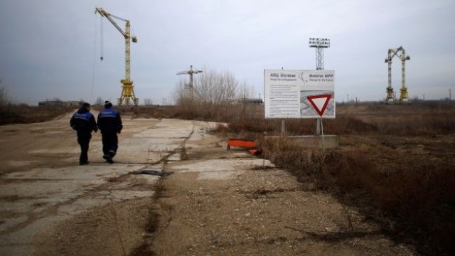 <p>
	Възможността за развитието на проектите за АЕЦ &quot;Белене&quot; и новия ядрен блок на АЕЦ &quot;Козлодуй&quot; зависи от плащането на присъдената от Арбитража сума заради втората ядрена централа, смята руският представител. <em>Снимка: архив, Ройтерс</em></p>
