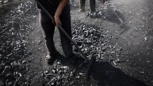 <p>
	<span style="color:#000000;"><em>Снимка:&nbsp;</em><em font-size:="" pt="" style="color: rgb(102, 102, 102); font-family: ">EPA/ALI ALI</em></span></p>
