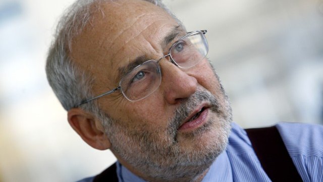 <p style="text-align: justify;">
	Носителят на Нобелова награда за икономика Джоузеф Стиглиц. <em>Снимка: архив, Ройтерс</em></p>
