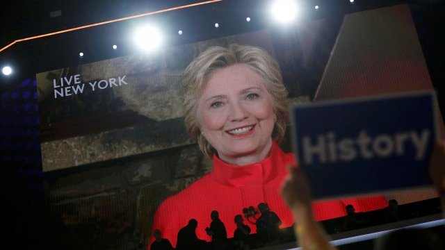 <p>
	Хилари Клинтън направи видео обръщение към делегатите на конгреса на Демократическата партия в САЩ. <em>Снимка: Ройтерс</em></p>
