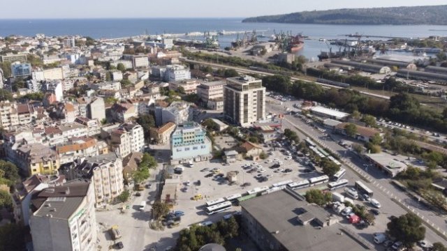 <p>
	<em font-size:="" pt="" style="color: rgb(102, 102, 102); font-family: ">Снимка: Evgeniy Maloletka/Bloomberg</em></p>
