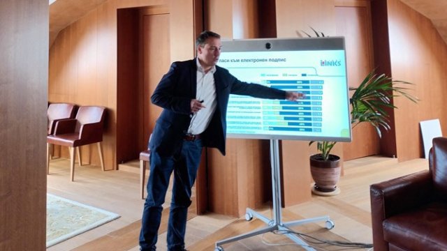 Добромир Живков, управител на &quot;Маркет Линкс&quot; Снимка: Investor.bg