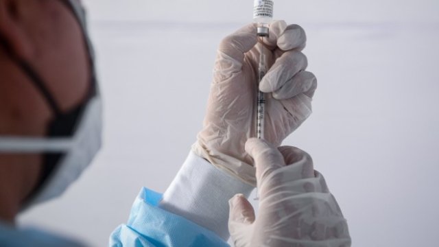 ЕС:  Ваксината на AstraZeneca е годна