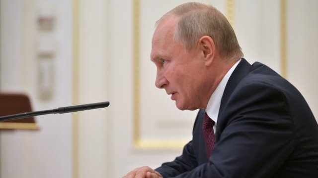 <p>
	Руският президент Владимир Путин. <em>Снимка: Ройтерс</em></p>
