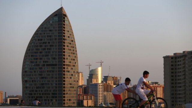 <p>
	Trump Tower в Баку. <em>Снимка: Getty Images</em></p>
