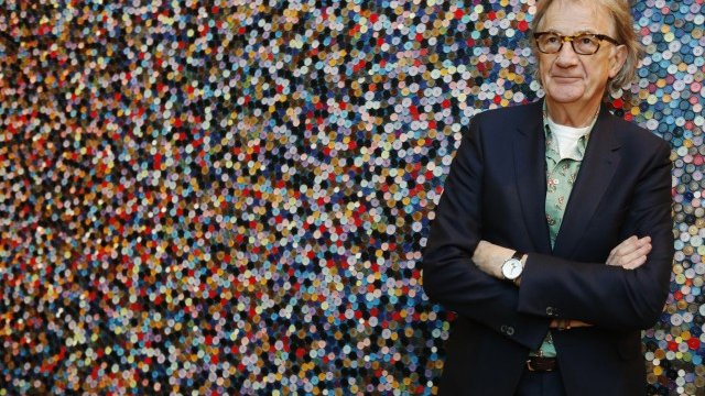 <p>
	Смит:&nbsp;&quot;В началото на 1980-те успях да накарам британските мъже да осъзнаят, че няма проблем да носят малко по-цветни дрехи&quot;. <em>Снимка: Ройтерс</em></p>
