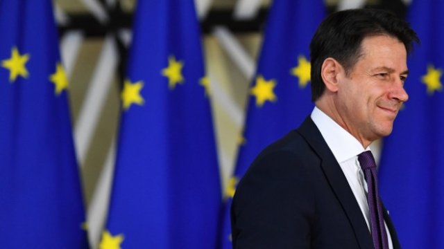 <p>
	Джузепе Конте <em>Снимка: Ройтерс</em></p>
