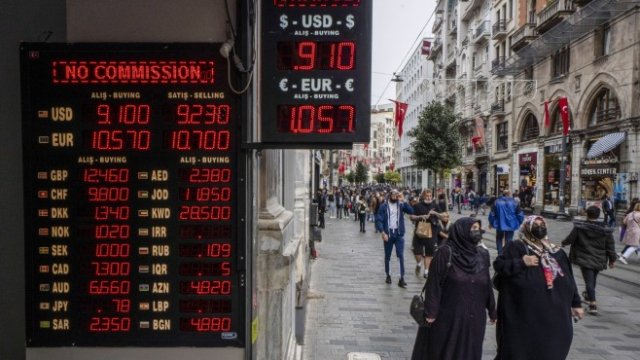 <p>
	<em>Снимка:&nbsp;Moe Zoyari/Bloomberg</em></p>
