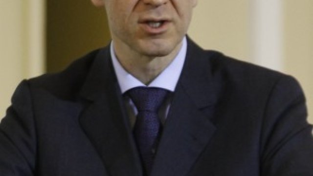 <p>
	Жан Пиер Мустие, главен изпълнителен директор на UniCredit. <em>Снимка: Архив Ройтерс</em></p>
