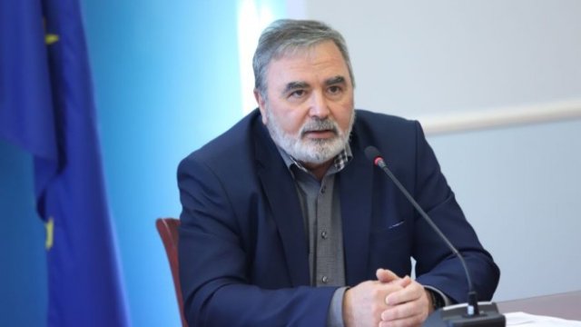 <p>
	<em>Главният държавен здравен инспектор Ангел Кунчев.</em> <em>Снимка: БГНЕС/Боби Тошев</em></p>
