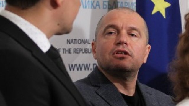 <p>
	<em>Очакваното гласуване на правителство в НС се провали.</em></p>
