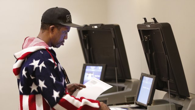 Снимка;  EPA/DAVID MAXWELL