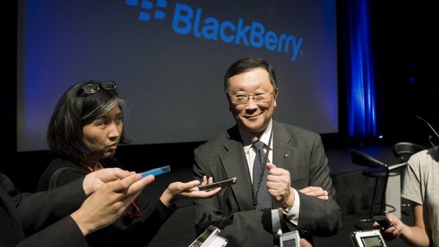 <p>
	Изпълнителният директор на BlackBerry Джон Чен. <em>Снимка: Ройтерс</em></p>
