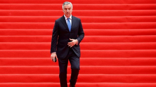 <p>
	Мило Джуканович. <em>Снимка: Bloomberg L.P.</em></p>
