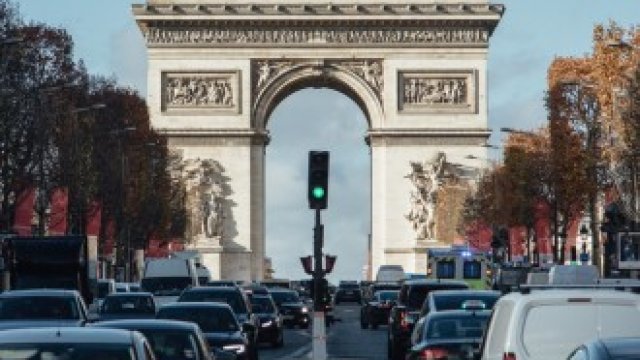 <p>
	<em>Снимка: Cyril Marcilhacy/Bloomberg</em></p>
