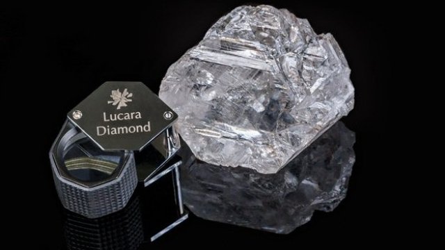 <p>
	<em>Снимка: lucaradiamond.com</em></p>
