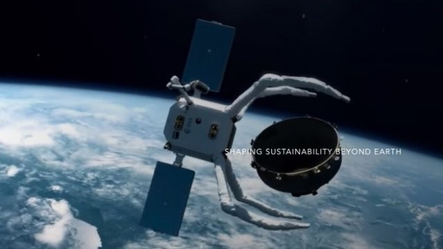 Люк Пиге от ClearSpace с ексклузивно интервю пред UpDate