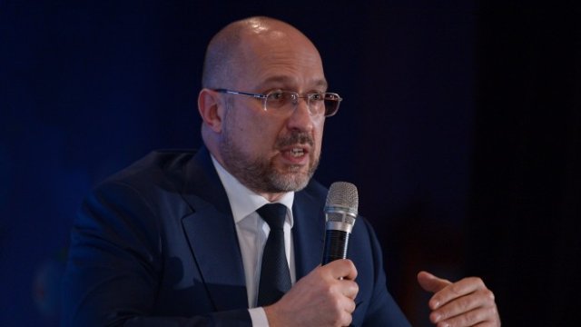 <p>
	<em>Украинският премиер Денис&nbsp;Шмигал. Снимка: Архив ЕРА</em></p>
