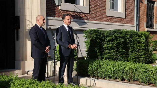 Румен Радев проведе среща с Марк Рюте в края на май в Брюксел. Снимка: Министерски съвет