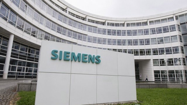 <p>
	Siemens e един от мастодонтите в Мюнхен. <em>Снимка: Ройтерс</em></p>
