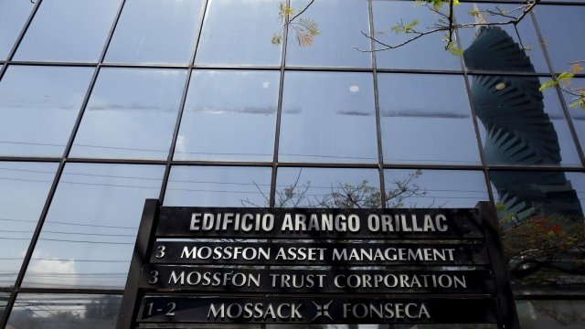 <p>
	Адвокатската кантора Mossack Fonseca е в центъра на скандала Panama Papers.&nbsp;<em>Снимка: Ройтерс</em></p>
