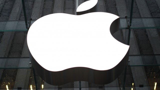<p>
	Apple се преориентира към по-малкия тайвантски производител Pegatron.&nbsp;<em>Снимка: Ройтерс</em></p>
