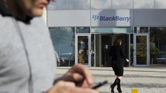<p>
	Милиони потребители на&nbsp;Blackberry останаха без достъп до услуги. <em>Снимка: Ройтерс</em></p>
