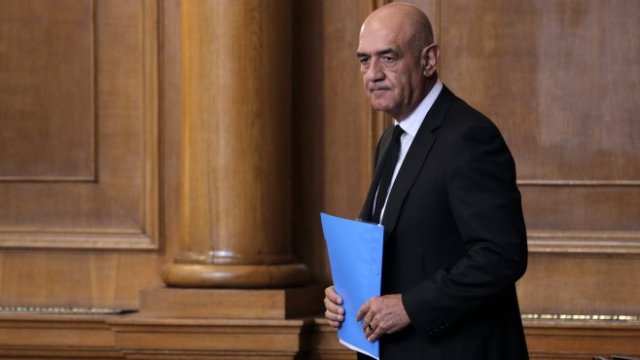 <p>
	Д-р Дечо Дечев, управител на НЗОК. <em>Снимка: БТА</em></p>
