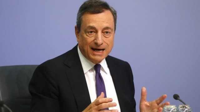 <p>
	Марио Драги, управител на Европейската централна банка. <em>Снимка: Архив Ройтерс</em></p>
