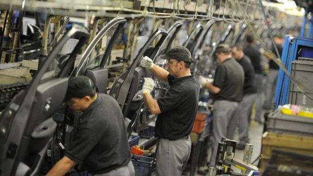 <p>
	Завод на Nissan в Съндърланд.&nbsp; <em>Снимка: Ройтерс</em></p>
