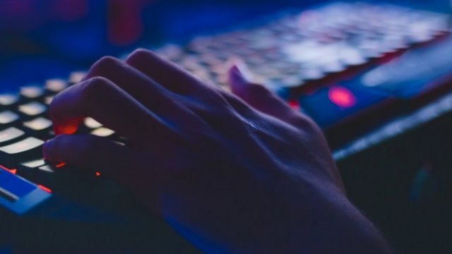 Кои са най-често срещаните заплахи за сигурността на онлайн магазините?