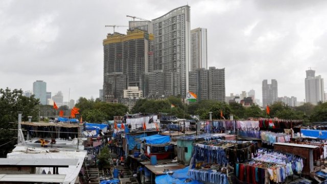 <p>
	Мумбай, Индия. <em>Снимка: Архив Ройтерс</em></p>
