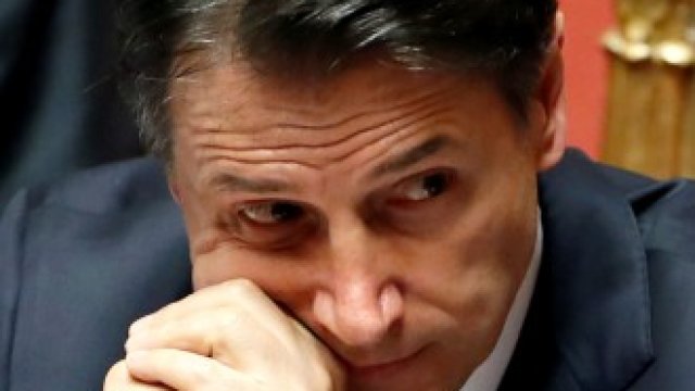 <p>
	Джузепе Конте по време на заседанието на Сената.&nbsp;<em>Снимка: Ройтерс</em></p>
