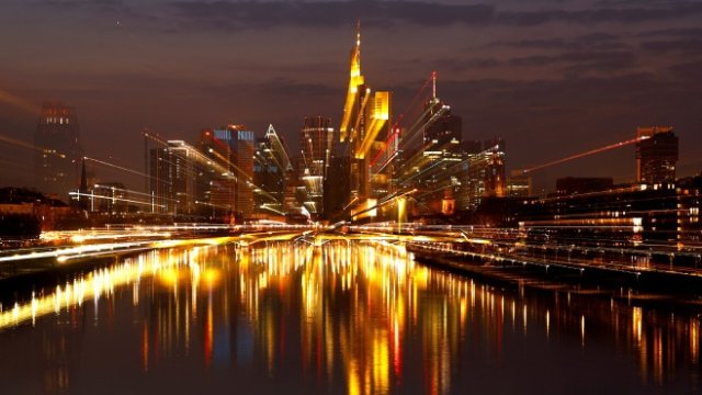 <p>
	Изглед от Франкфурт. <em>Снимка: Ройтерс</em></p>
