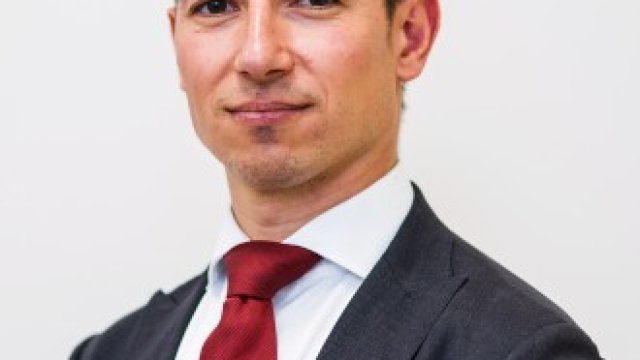 <p>
	Адв. Дойчин Иванов.&nbsp;<em>Снимка: Адвокатско дружество &bdquo;Станков, Тодоров, Хинков и Спасов&ldquo;</em></p>
