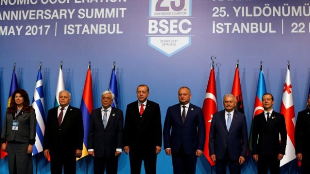 <p>
	Срещата на ОЧИС&nbsp;в Истанбул.<em> Снимка: Ройтерс</em></p>
