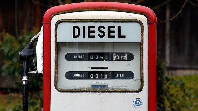 <p>
	<em>Дизелът остава в миналото. Снимка: Ройтерс </em></p>
