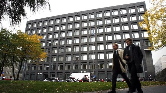 <p>
	Централата на шведската Riksbank в Стокхолм. <em>Снимка: архив, Ройтерс</em></p>
