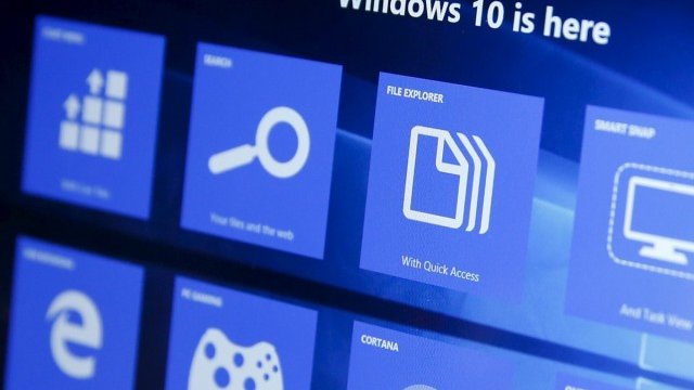 <p>
	Досега амбициозната кампания на Microsoft за актуализация до Windows 10 доведе до смесени резултати. <em>Снимка: архив Ройтерс</em></p>
