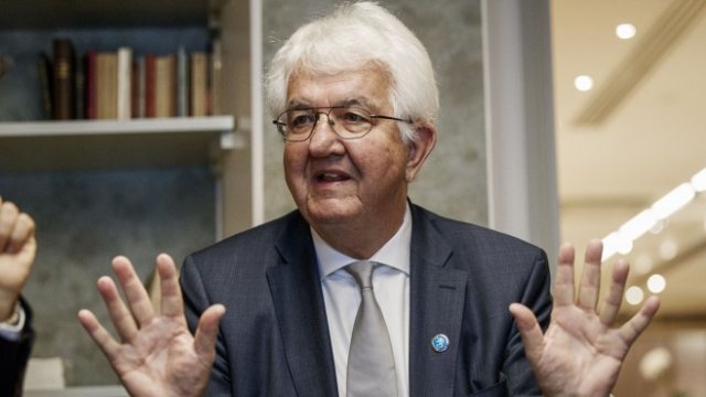 <p>
	<em>Роберт Холцман. Снимка: Bloomberg LP</em></p>
