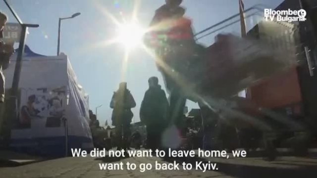 Притокът на украински бежанци към Полша продължава