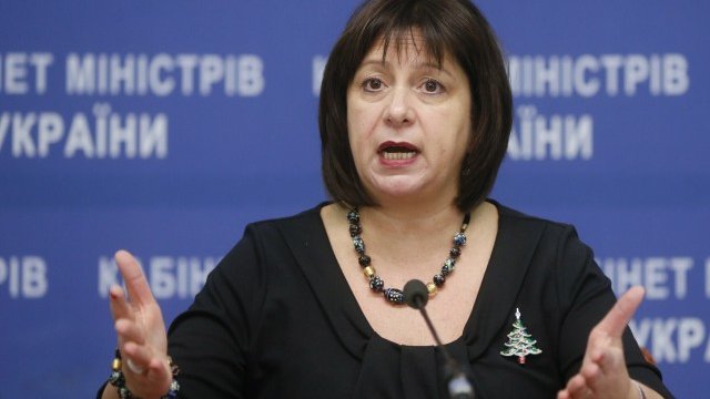 <p>
	Украинският финансов министър Наталия Яреско. <em>Снимка: &nbsp;Ройтерс</em></p>
