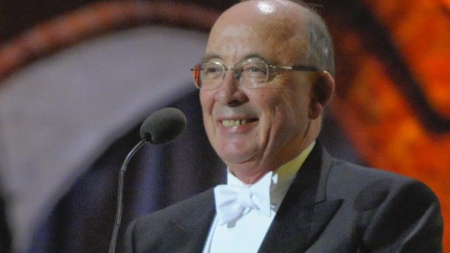 <p>
	Проф. Дейл Мортенсен. <em>Снимка: Архив Ройтерс</em></p>
