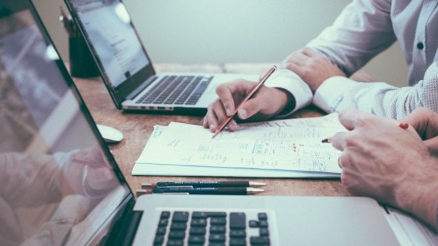 Какви са правата и задълженията на работодателите при извънредно положение?