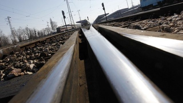 Как БДЖ ще финансира увеличението на заплатите от 2017 г.