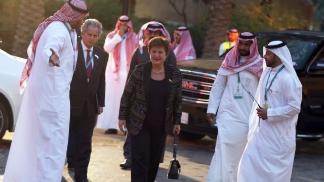 <p>
	<em>Снимка: EPA/YAHYA ARHAB</em></p>
<p>
	&nbsp;</p>
