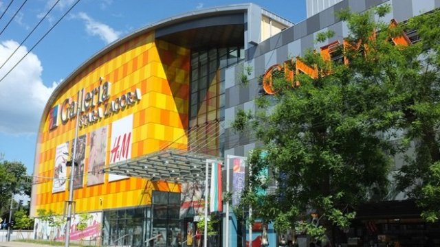 <p>
	Мол Galleria в Стара Загора. <em>Снимка: GTC</em></p>
