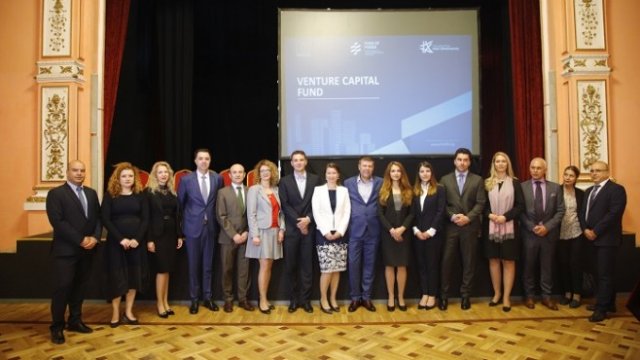 <p>
	Екипът на &bdquo;Морнингсайд Хил&ldquo; ООД.<em> Снимка: Фонд на фондовете</em></p>
